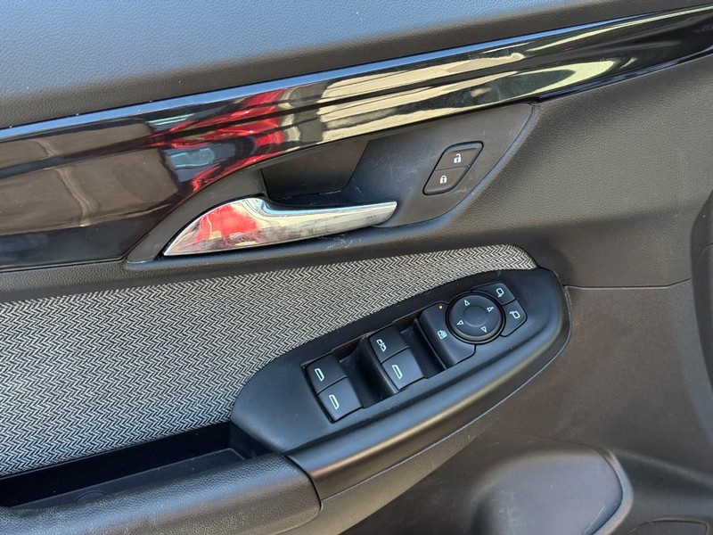 Chevrolet TrailBlazer Vehicle Full-screen Gallery Image 15