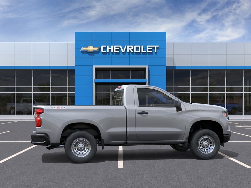 Chevrolet Silverado 1500 Vehicle Full-screen Gallery Image 5