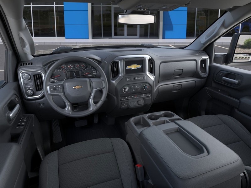 Chevrolet Silverado 2500HD Vehicle Full-screen Gallery Image 15