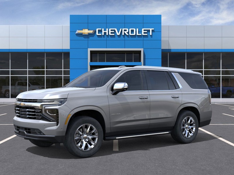 Chevrolet Tahoe Vehicle Full-screen Gallery Image 2