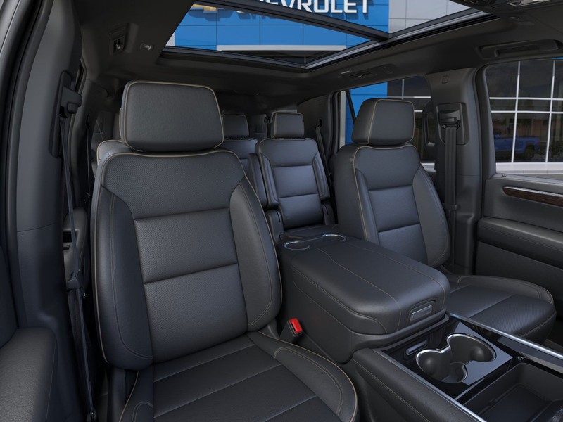 Chevrolet Tahoe Vehicle Full-screen Gallery Image 16