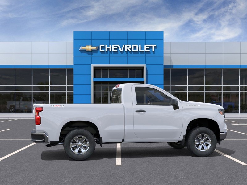 Chevrolet Silverado 1500 Vehicle Full-screen Gallery Image 5
