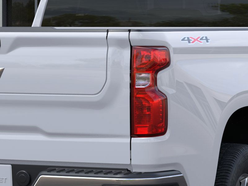 Chevrolet Silverado 1500 Vehicle Full-screen Gallery Image 11