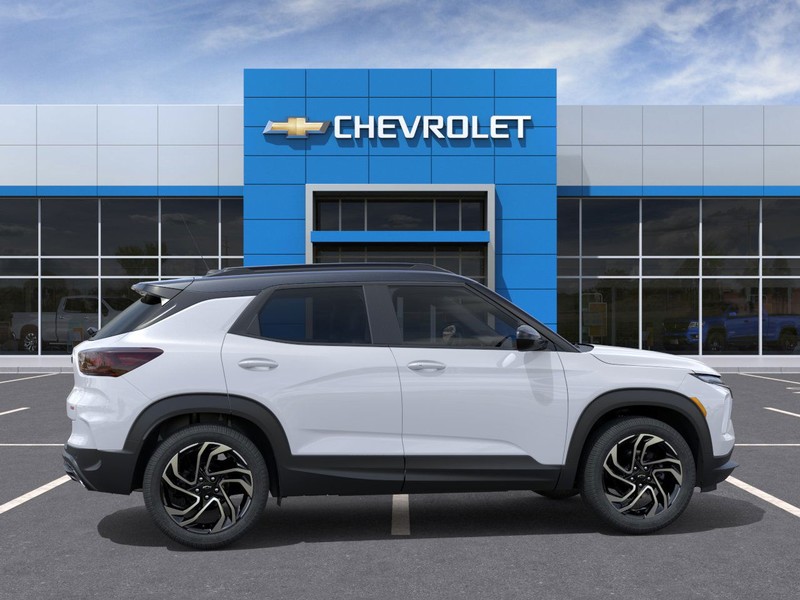 Chevrolet Trailblazer Vehicle Full-screen Gallery Image 5