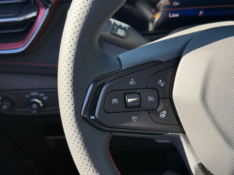 Chevrolet TrailBlazer Vehicle Full-screen Gallery Image 15