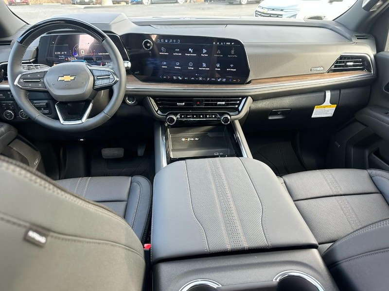Chevrolet Tahoe Vehicle Full-screen Gallery Image 8