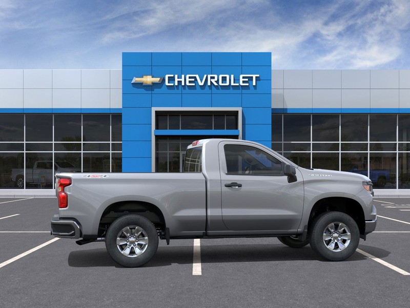 Chevrolet Silverado 1500 Vehicle Full-screen Gallery Image 5