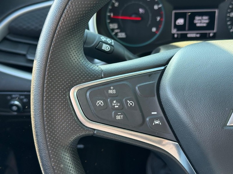 Chevrolet Malibu Vehicle Full-screen Gallery Image 19