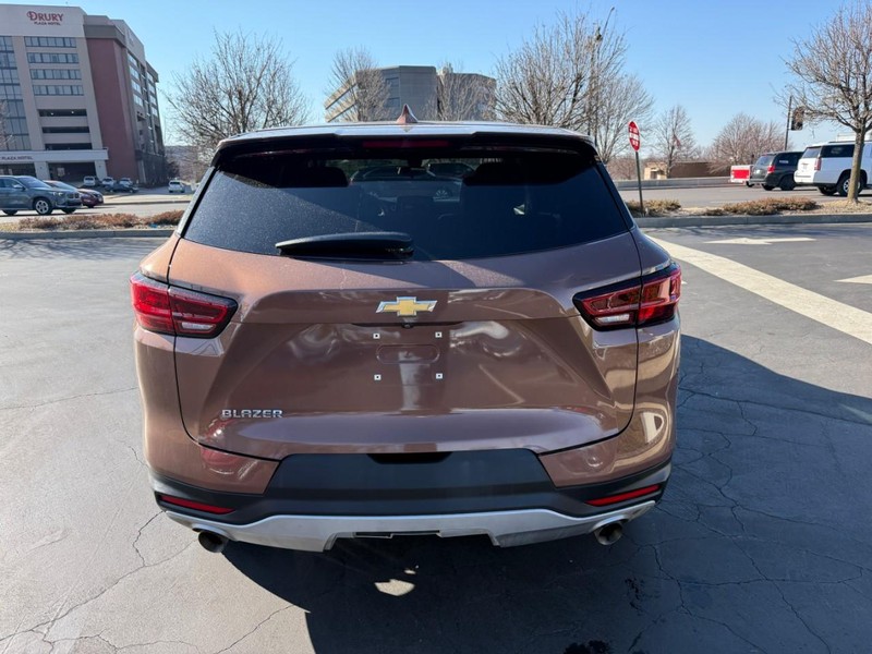 Chevrolet Blazer Vehicle Full-screen Gallery Image 06