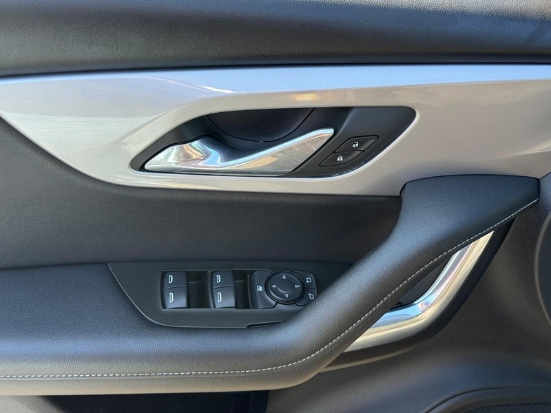 Chevrolet Blazer Vehicle Full-screen Gallery Image 16