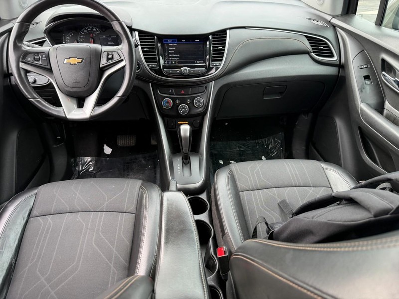 Chevrolet Trax Vehicle Full-screen Gallery Image 12