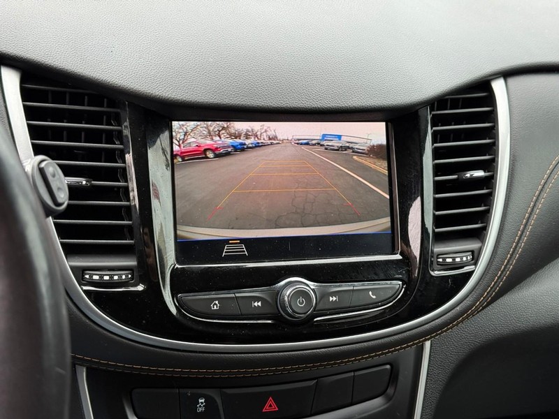 Chevrolet Trax Vehicle Full-screen Gallery Image 22