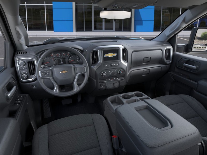 Chevrolet Silverado 2500HD Vehicle Full-screen Gallery Image 15
