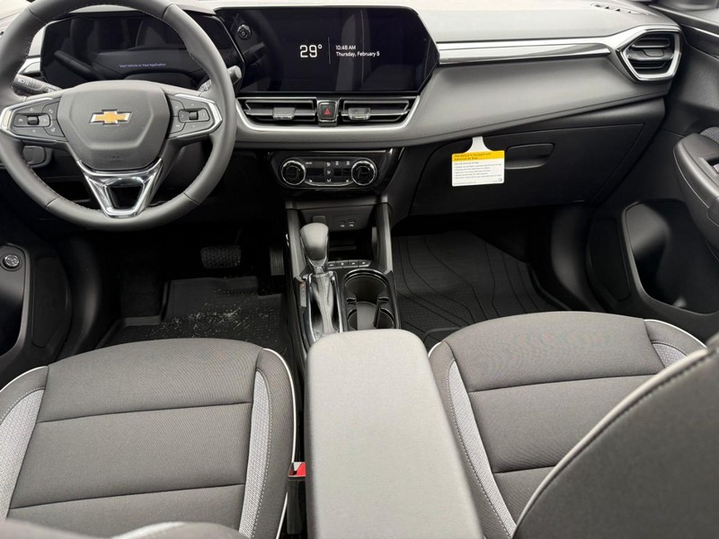 Chevrolet TrailBlazer Vehicle Full-screen Gallery Image 6