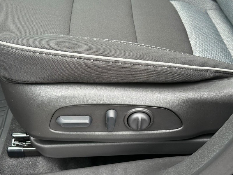 Chevrolet TrailBlazer Vehicle Full-screen Gallery Image 12