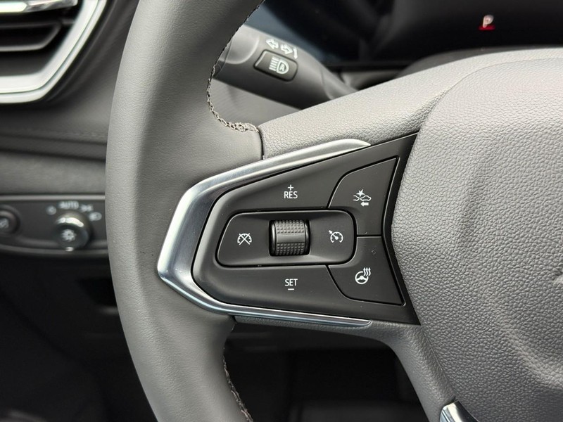 Chevrolet TrailBlazer Vehicle Full-screen Gallery Image 13