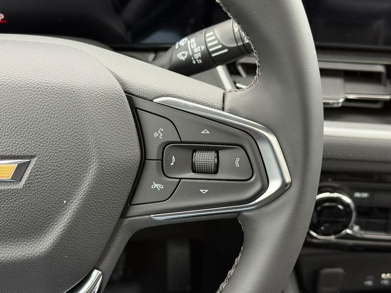 Chevrolet TrailBlazer Vehicle Full-screen Gallery Image 14