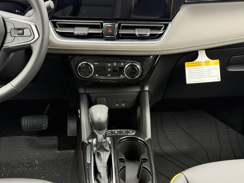 Chevrolet TrailBlazer Vehicle Full-screen Gallery Image 9