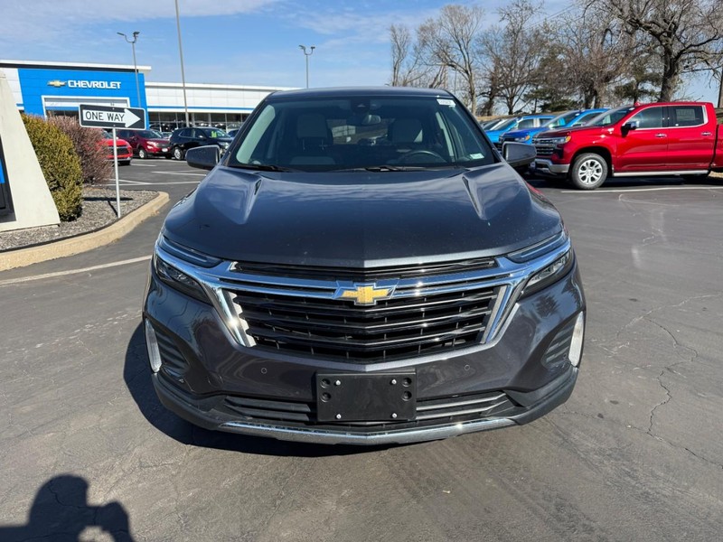 Chevrolet Equinox Vehicle Full-screen Gallery Image 10