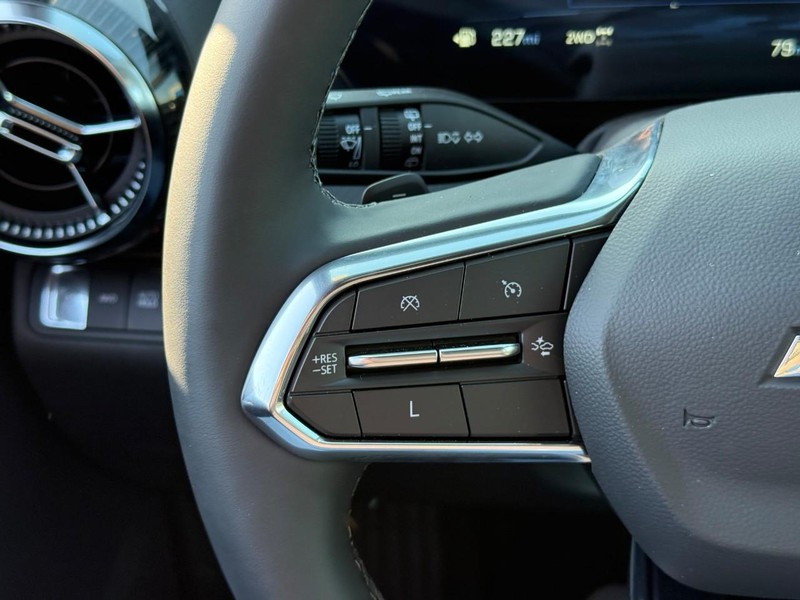 Chevrolet Equinox Vehicle Full-screen Gallery Image 20