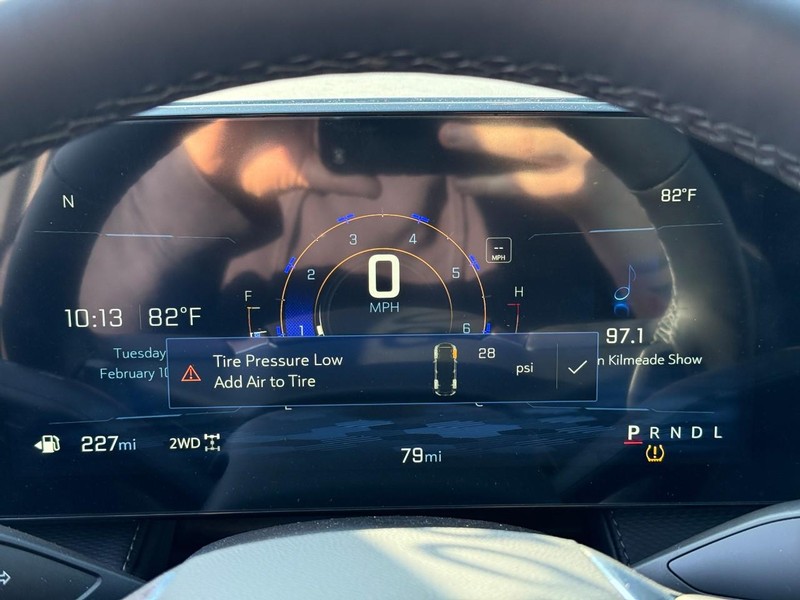 Chevrolet Equinox Vehicle Full-screen Gallery Image 22