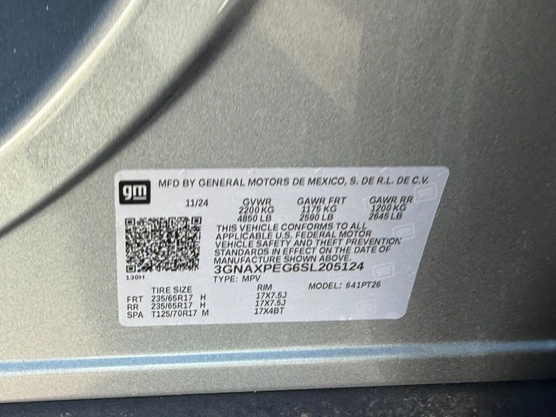 Chevrolet Equinox Vehicle Full-screen Gallery Image 25