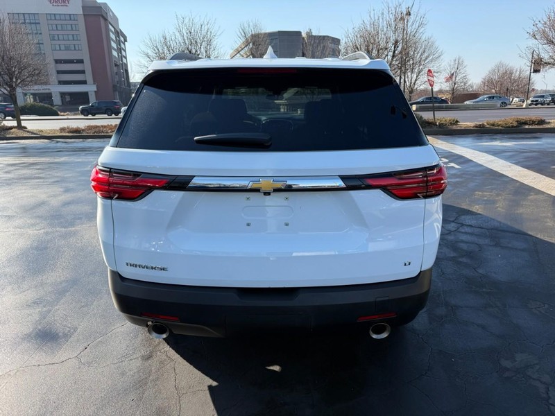 Chevrolet Traverse Vehicle Full-screen Gallery Image 7