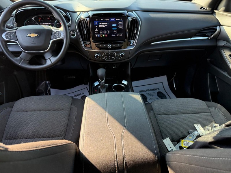 Chevrolet Traverse Vehicle Full-screen Gallery Image 13
