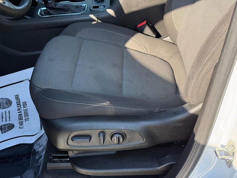 Chevrolet Traverse Vehicle Full-screen Gallery Image 19