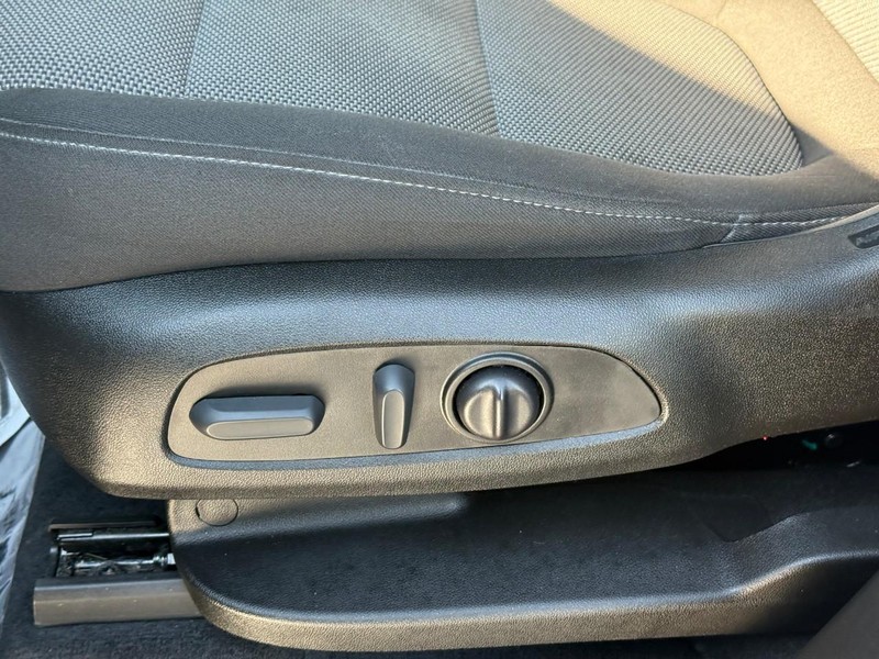 Chevrolet Traverse Vehicle Full-screen Gallery Image 20