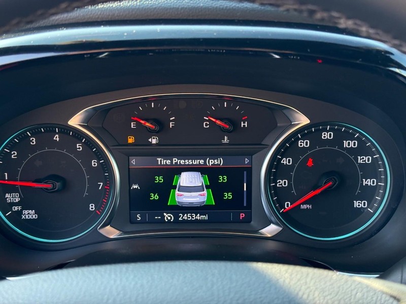 Chevrolet Traverse Vehicle Full-screen Gallery Image 23