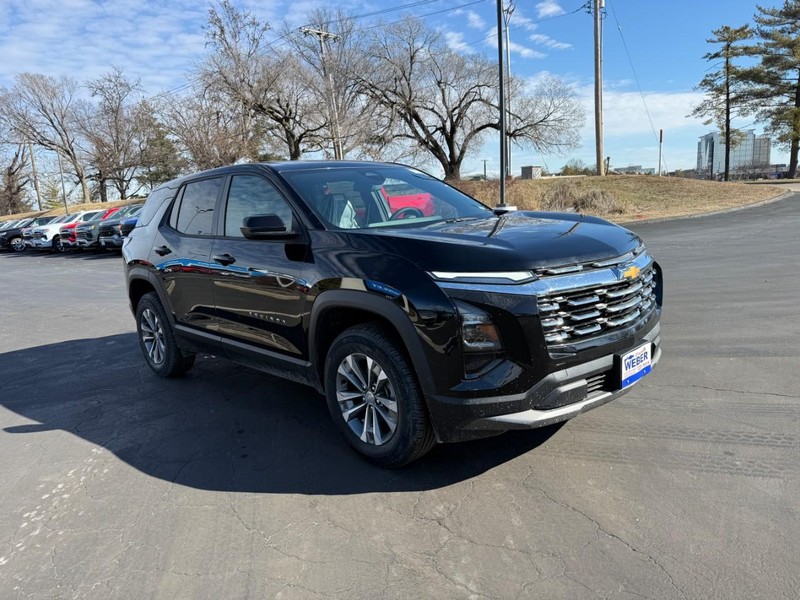 Chevrolet Equinox Vehicle Full-screen Gallery Image 9