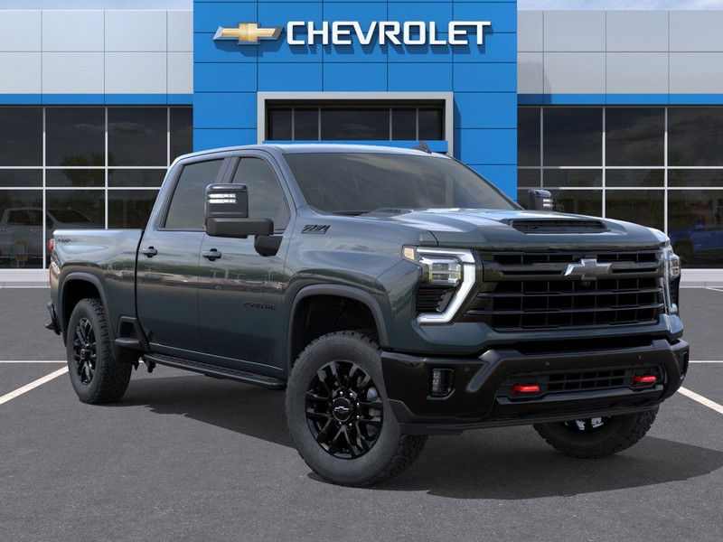 Chevrolet Silverado 2500HD Vehicle Full-screen Gallery Image 7