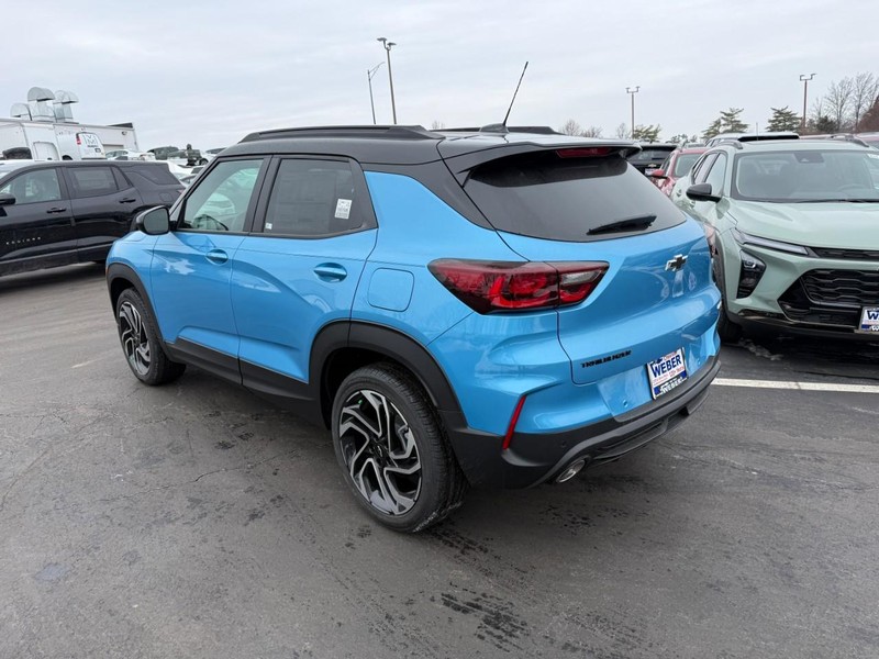 Chevrolet TrailBlazer Vehicle Full-screen Gallery Image 3