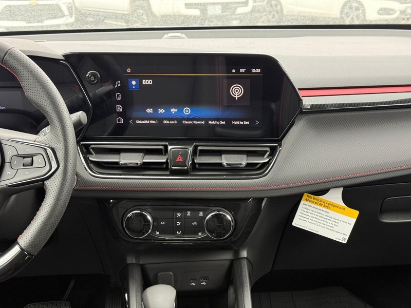 Chevrolet TrailBlazer Vehicle Full-screen Gallery Image 9