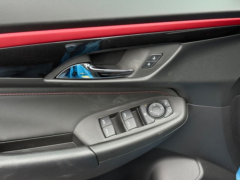 Chevrolet TrailBlazer Vehicle Full-screen Gallery Image 11