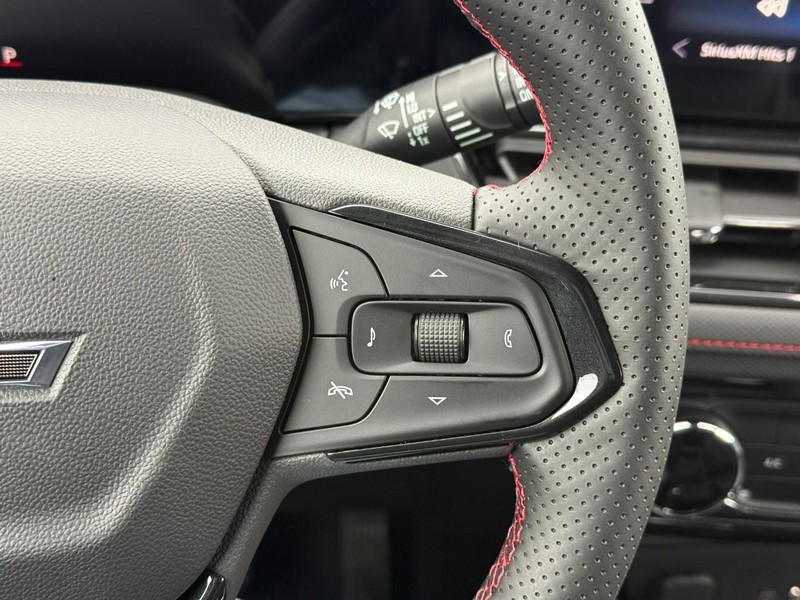 Chevrolet TrailBlazer Vehicle Full-screen Gallery Image 15