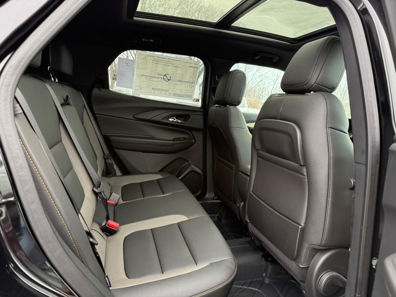 Chevrolet TrailBlazer Vehicle Full-screen Gallery Image 5