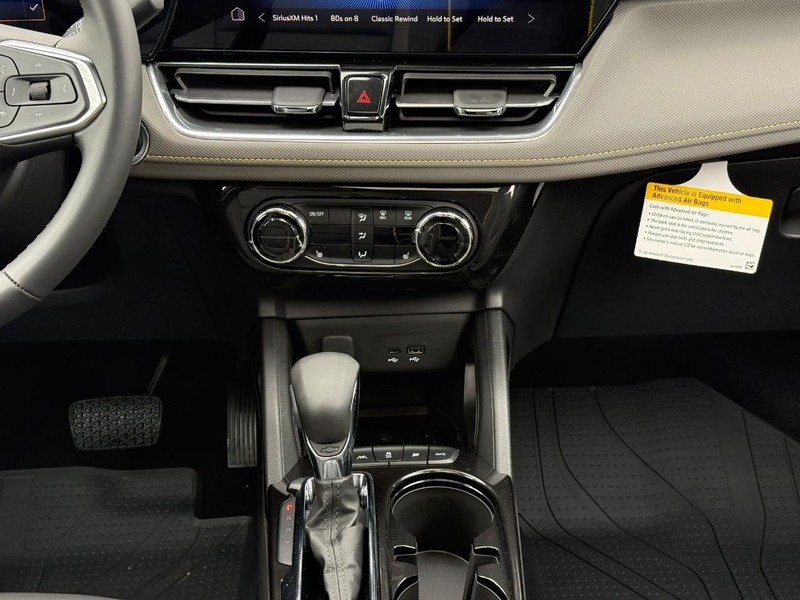 Chevrolet TrailBlazer Vehicle Full-screen Gallery Image 9