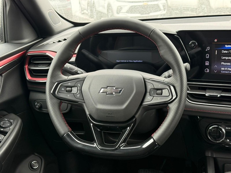 Chevrolet TrailBlazer Vehicle Full-screen Gallery Image 8