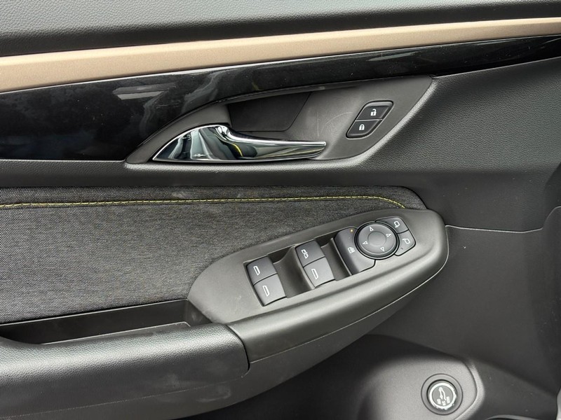 Chevrolet TrailBlazer Vehicle Full-screen Gallery Image 11