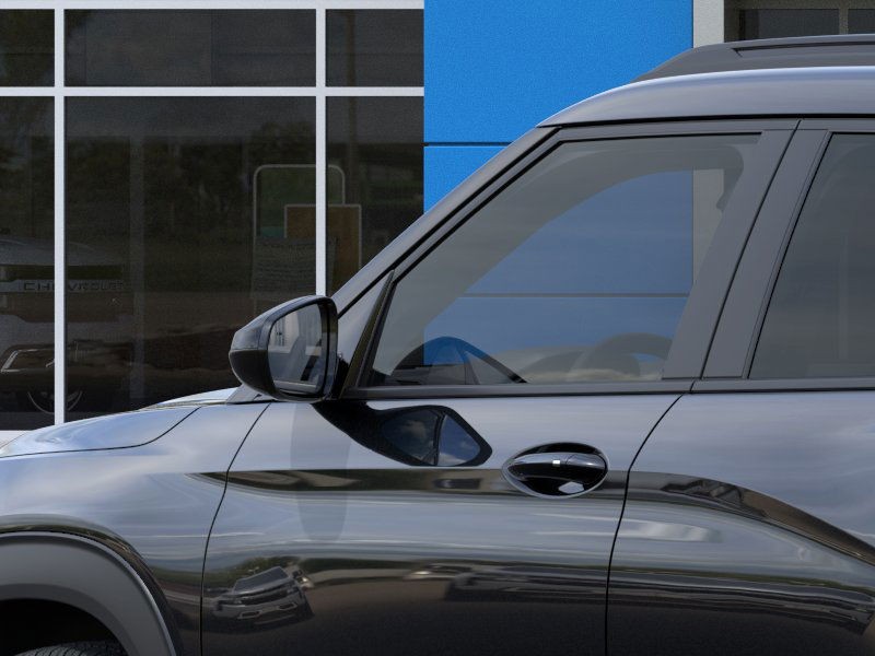 Chevrolet Trailblazer Vehicle Full-screen Gallery Image 12