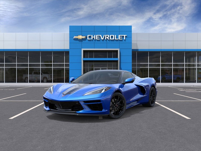 Chevrolet Corvette Vehicle Full-screen Gallery Image 8