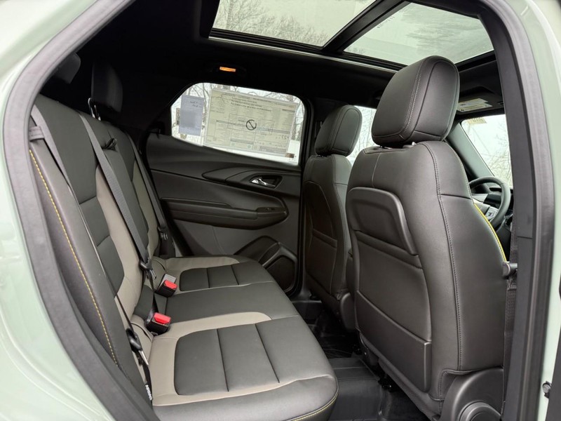 Chevrolet TrailBlazer Vehicle Full-screen Gallery Image 5