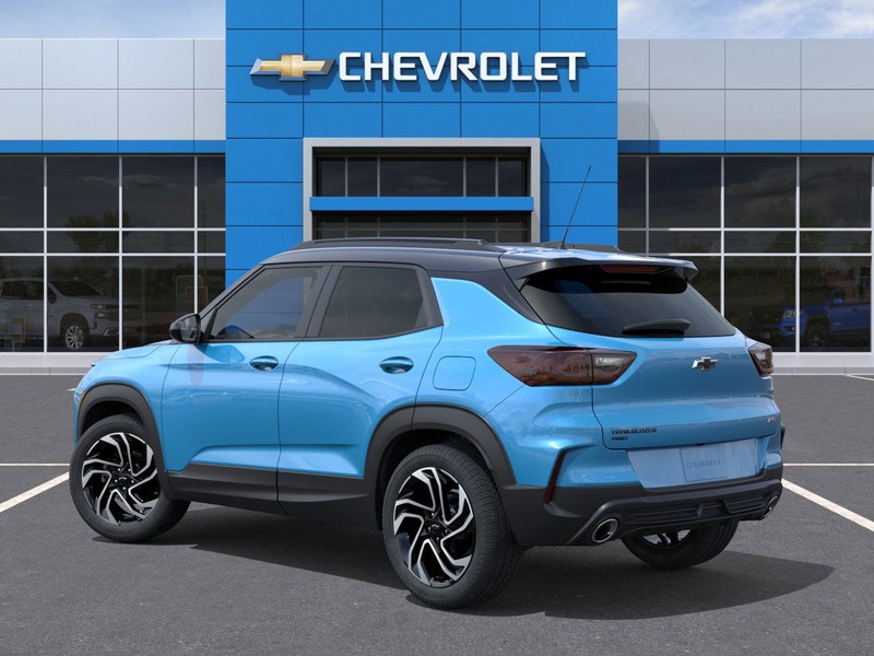 Chevrolet Trailblazer Vehicle Full-screen Gallery Image 3