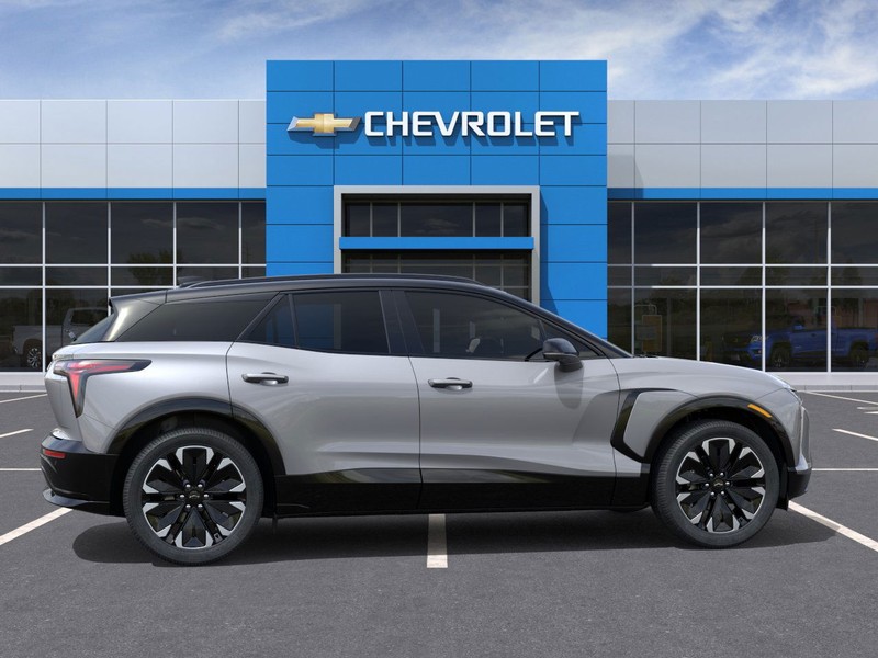 Chevrolet Blazer EV Vehicle Full-screen Gallery Image 5