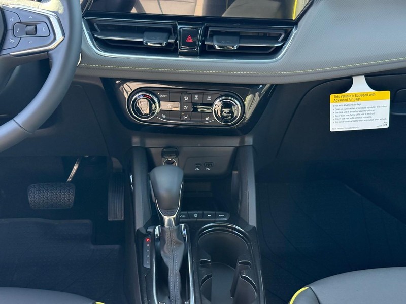 Chevrolet TrailBlazer Vehicle Full-screen Gallery Image 10