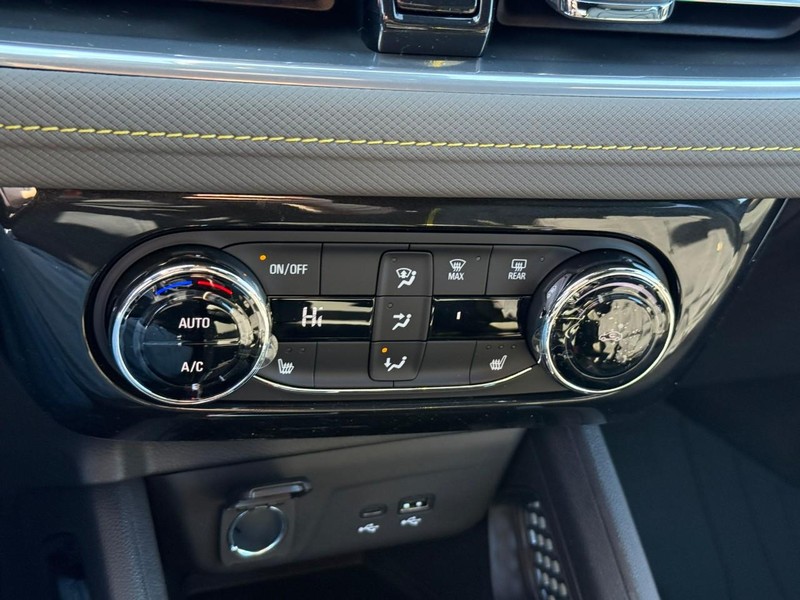 Chevrolet TrailBlazer Vehicle Full-screen Gallery Image 17