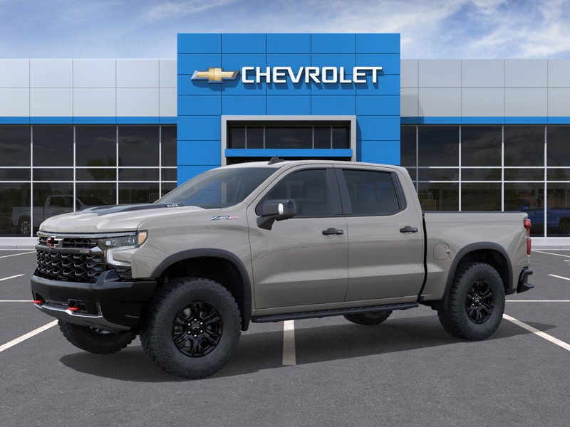 Chevrolet Silverado 1500 Vehicle Full-screen Gallery Image 2