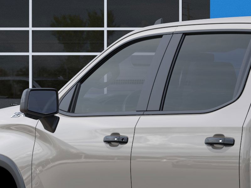 Chevrolet Silverado 1500 Vehicle Full-screen Gallery Image 12